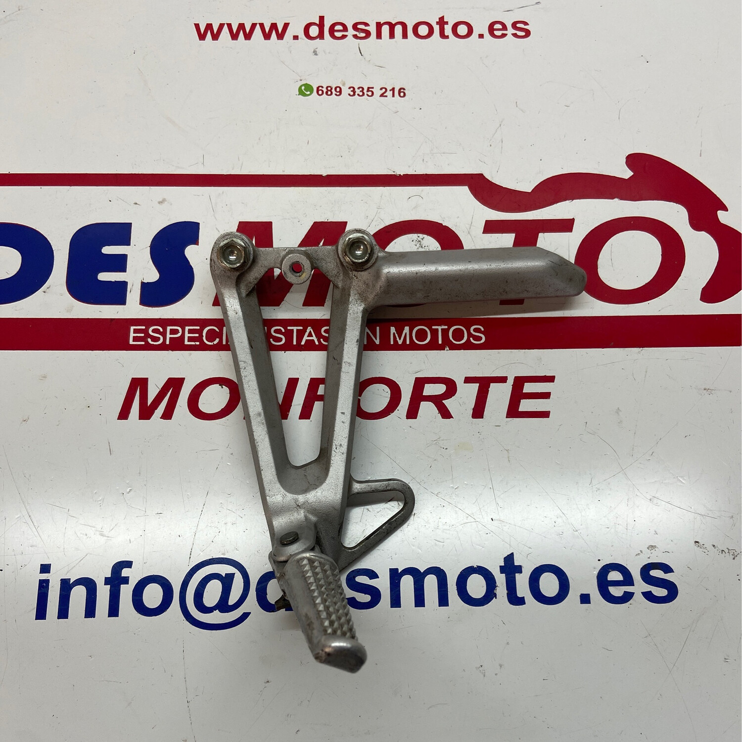 Estribera trasera izquierda con posapie HONDA CBR 600F 2002