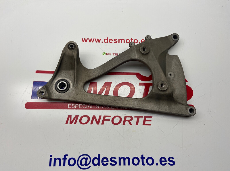 Soporte tubo de escape HONDA PS 125i