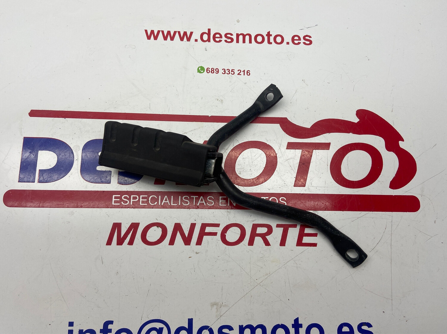 Posapie trasero derecho HONDA SH 125 2008