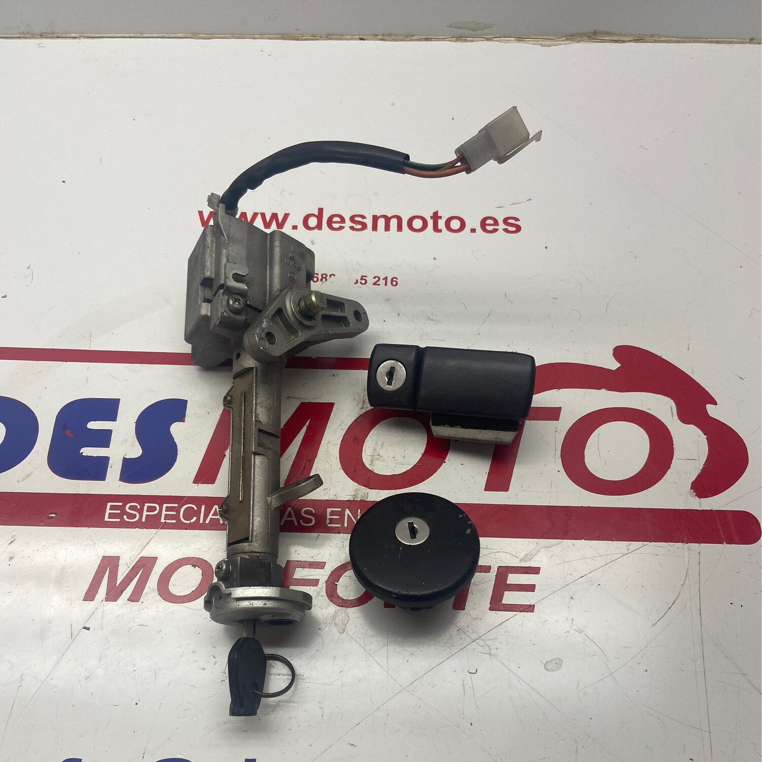 Conjunto cerraduras con llave SUZUKI BURGMAN 125/200 2007-2010