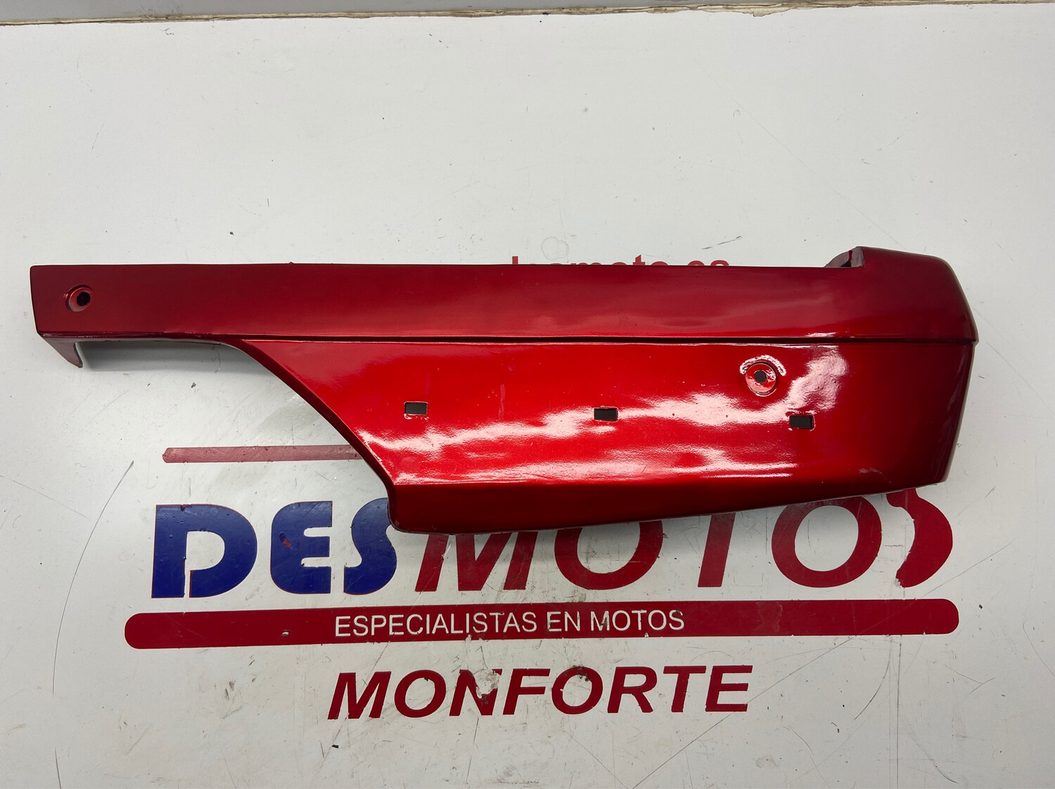 Tapa motor derecha VESPINO SC