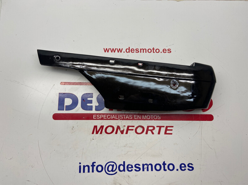 Tapa motor derecha VESPINO ALX