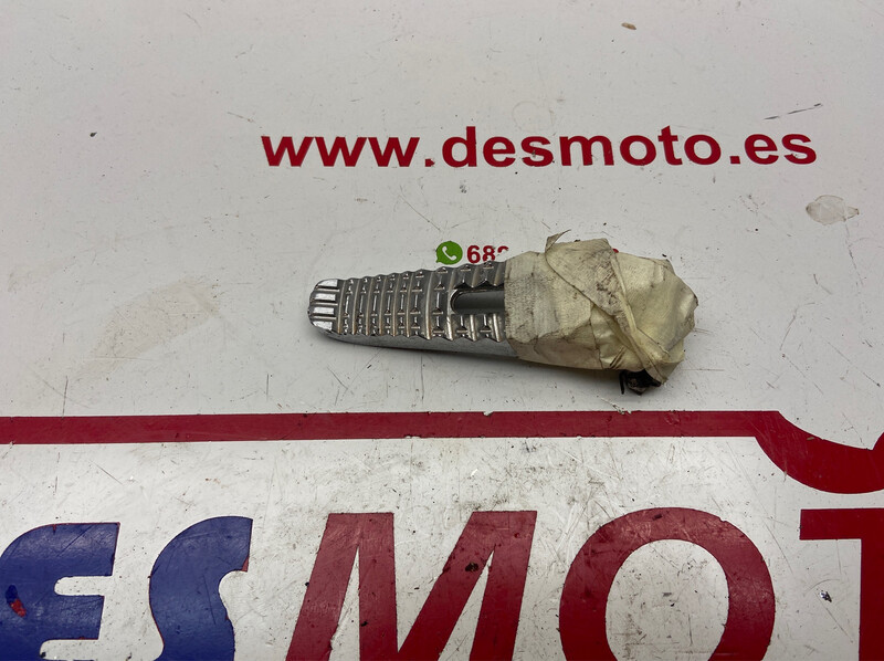 Posapie trasero izquierdo RIYA T9 125 2018