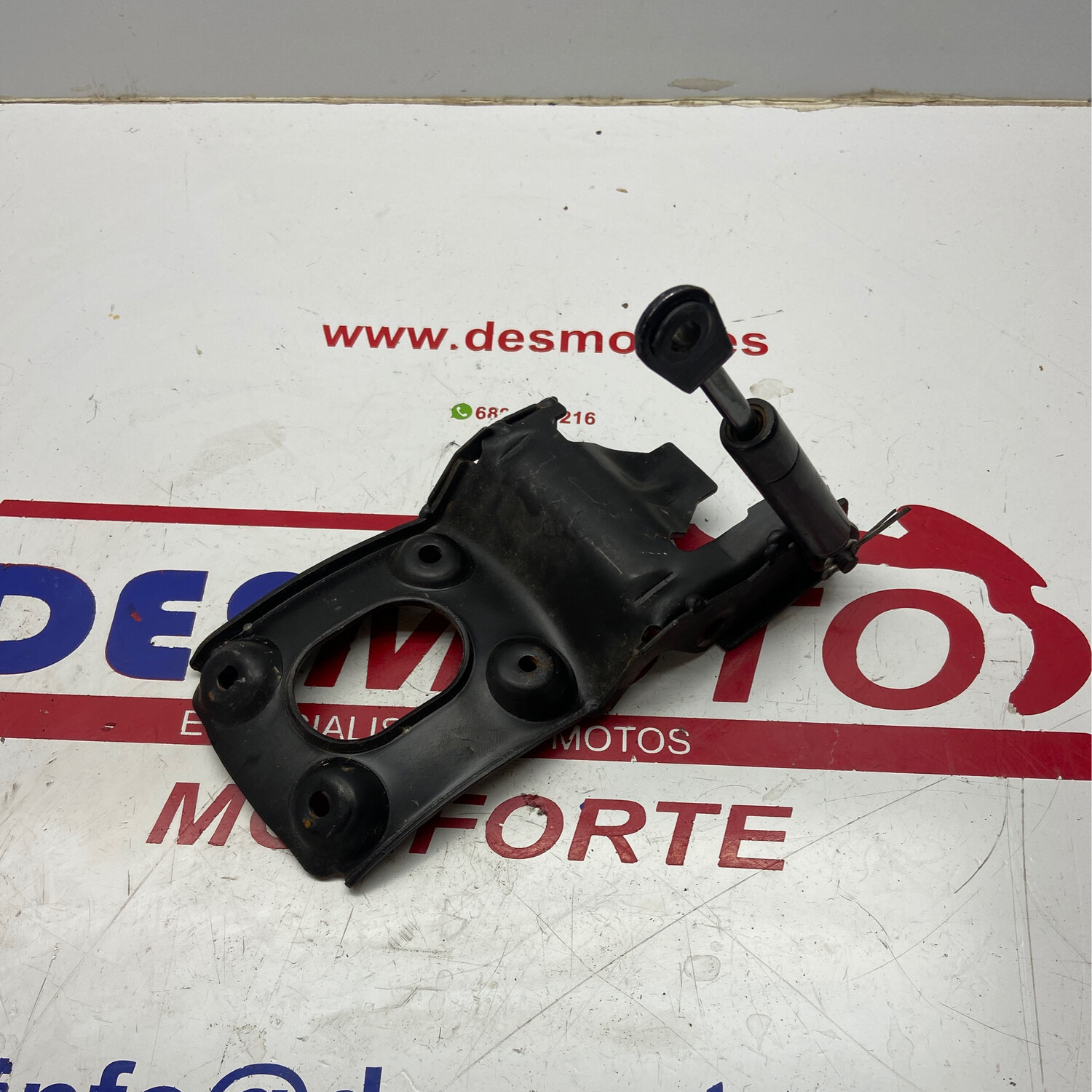 Soporte asiento con amortiguador RIYA T9 125 2018