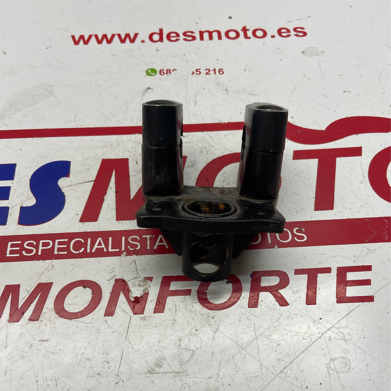 Soporte manillar con torretas RIYA T9 125 2018