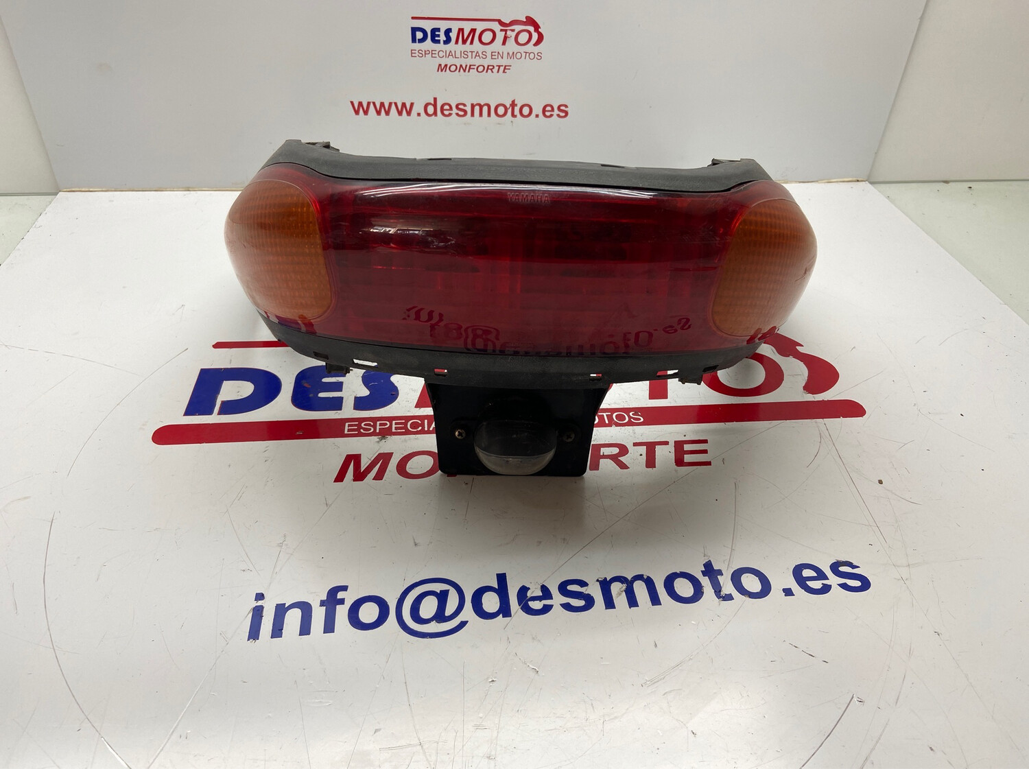 Piloto trasero YAMAHA CYGNUS 125 2001-2004
