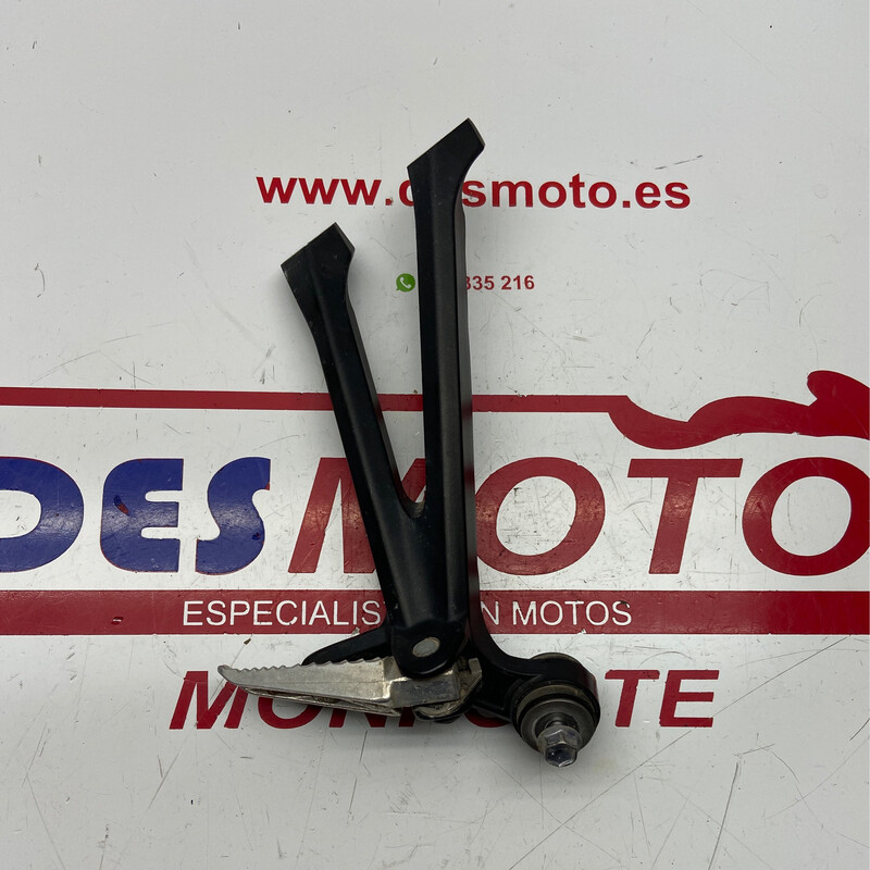 Soporte estribera trasera derecha SUZUKI GSX-R 600 2011-2015