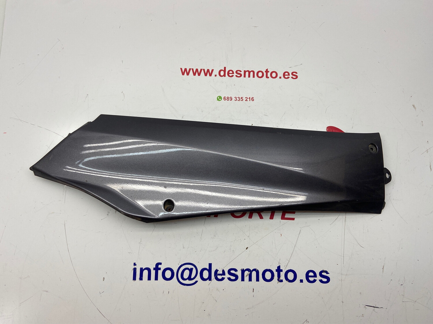Lateral bajo derecha 2 HONDA LEAD 100 2003-2010