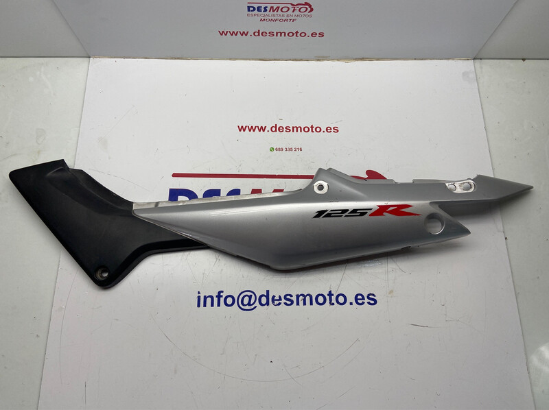 Lateral izquierdo HONDA CBR 125R 2005