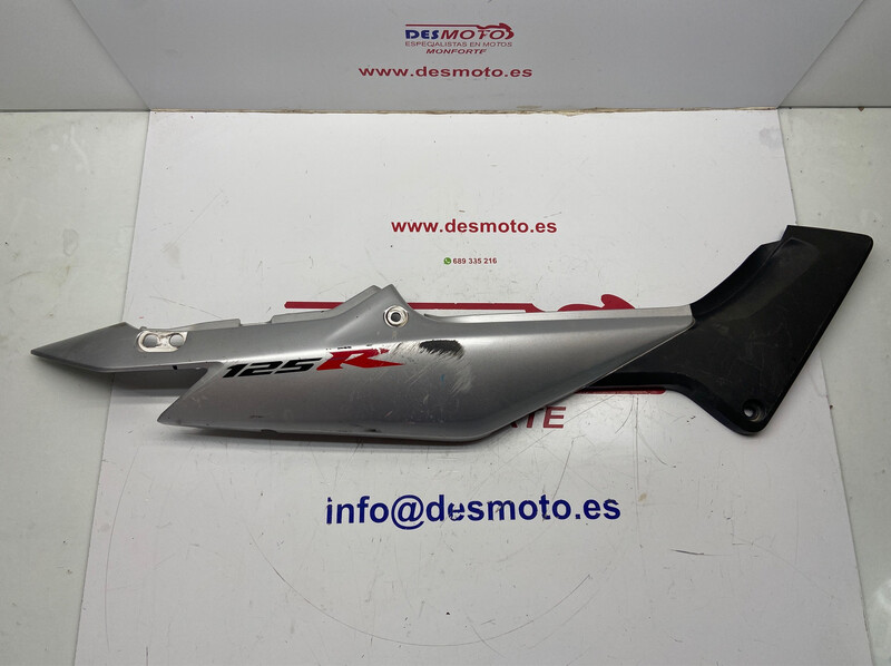 Lateral derecho HONDA CBR 125R 2005