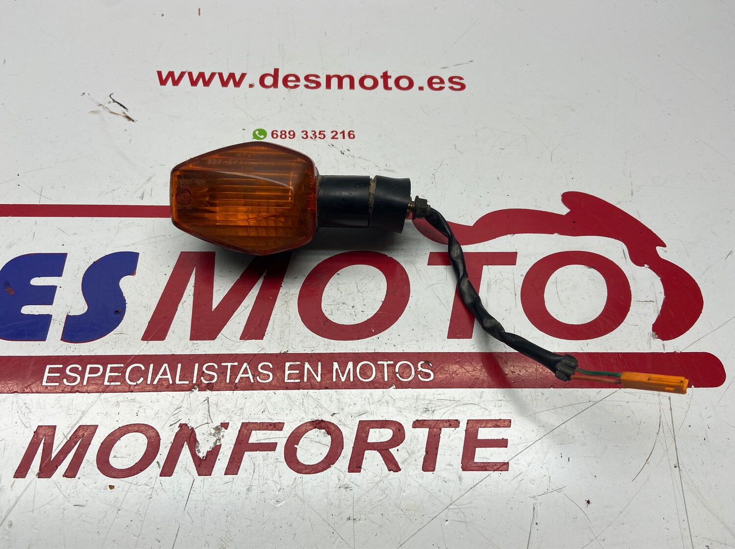 Intermitente delantero derecho HONDA CBR 125R 2005