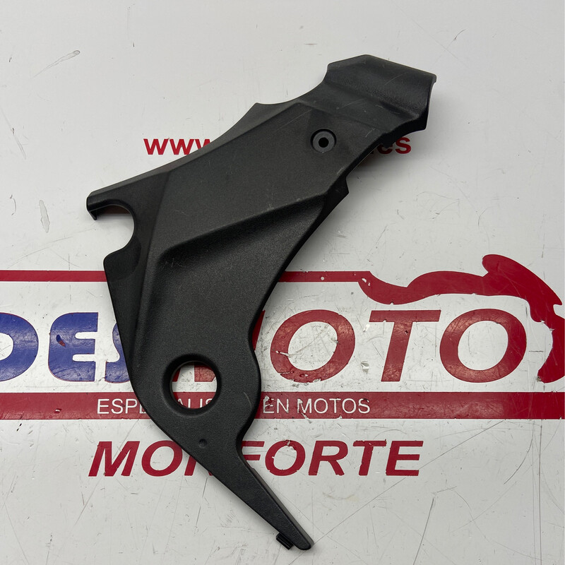 Tapa derecha KAWASAKI ER6N 2009-2011