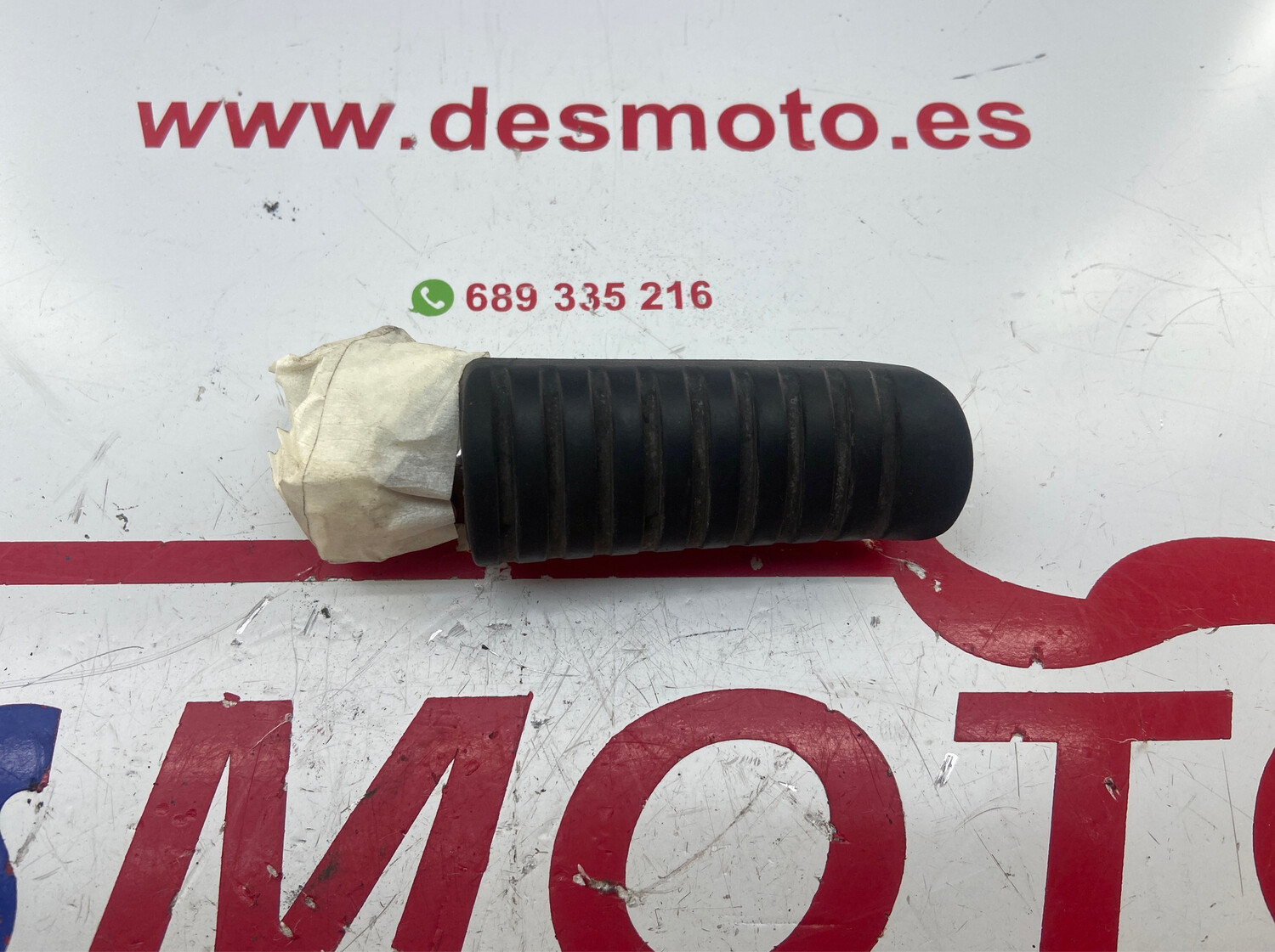 Posapie trasero izquierdo KAWASAKI ER6N 2009-2011