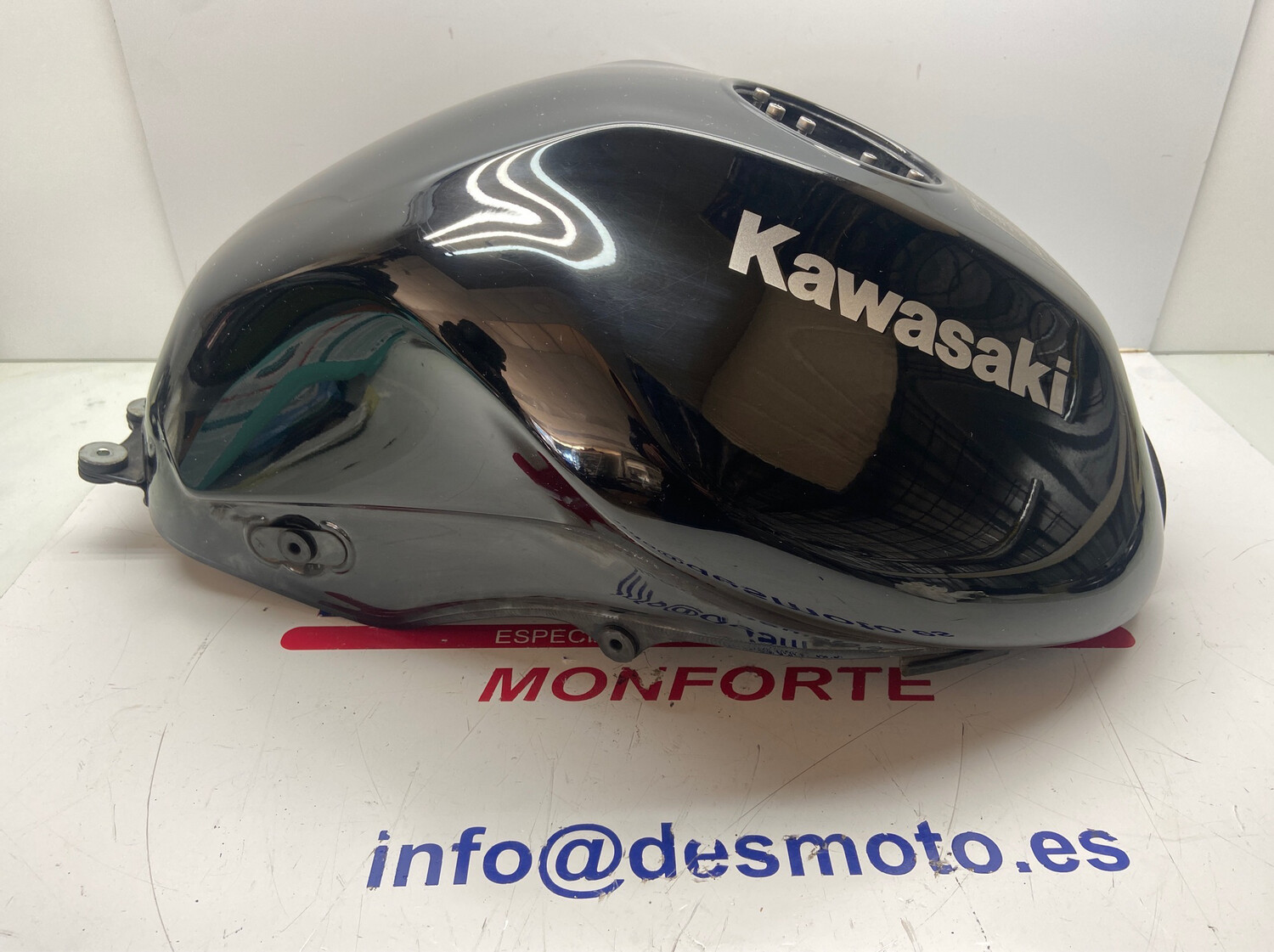 Deposito KAWASAKI ER6N 2009-2011