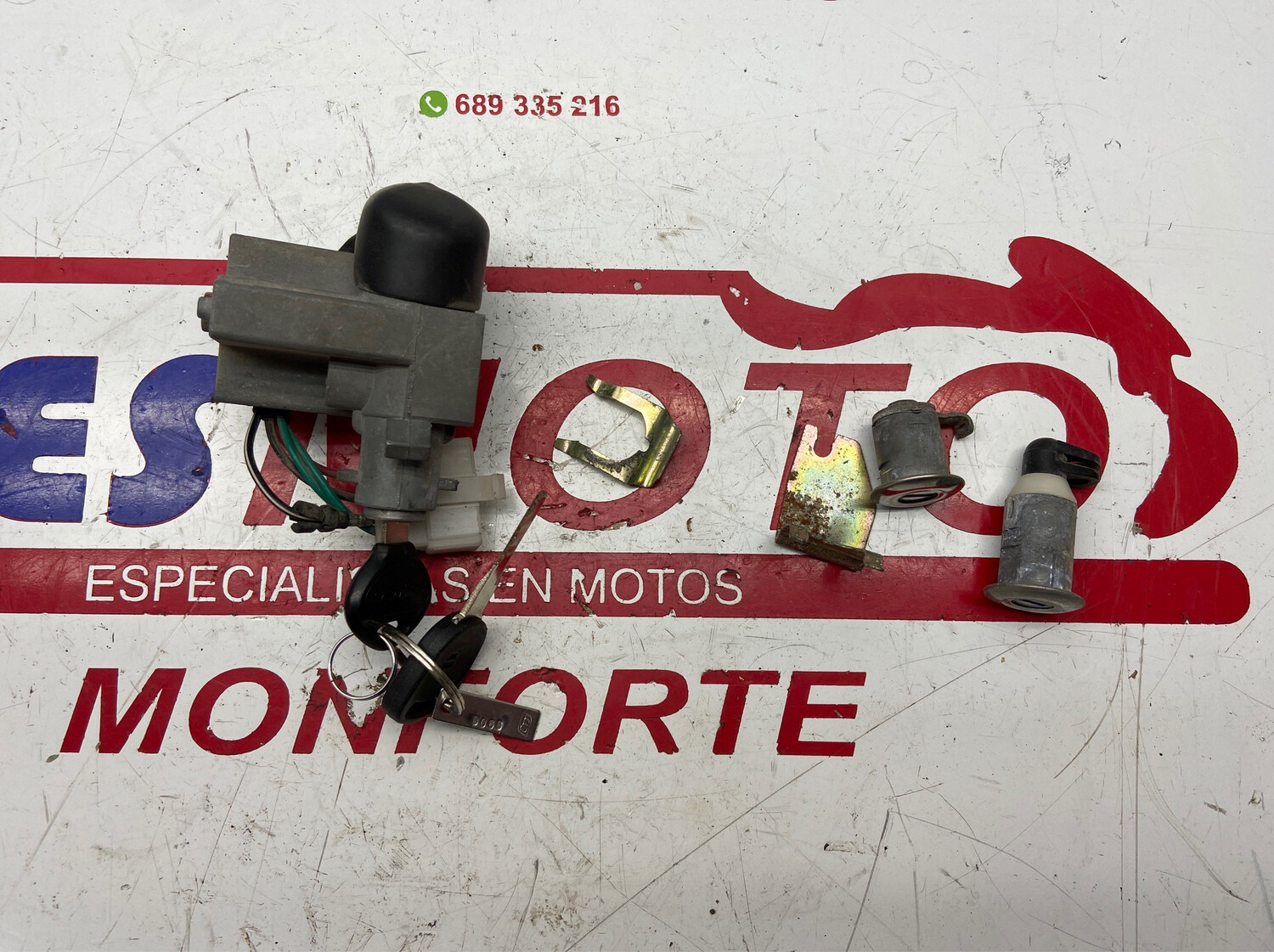 Conjunto de cerraduras con llave (1 llave solo) KYMCO AGILITY CITY 125 CARBURACION