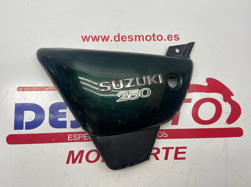 Tapa izquierda 2 SUZUKI MARAUDER 250