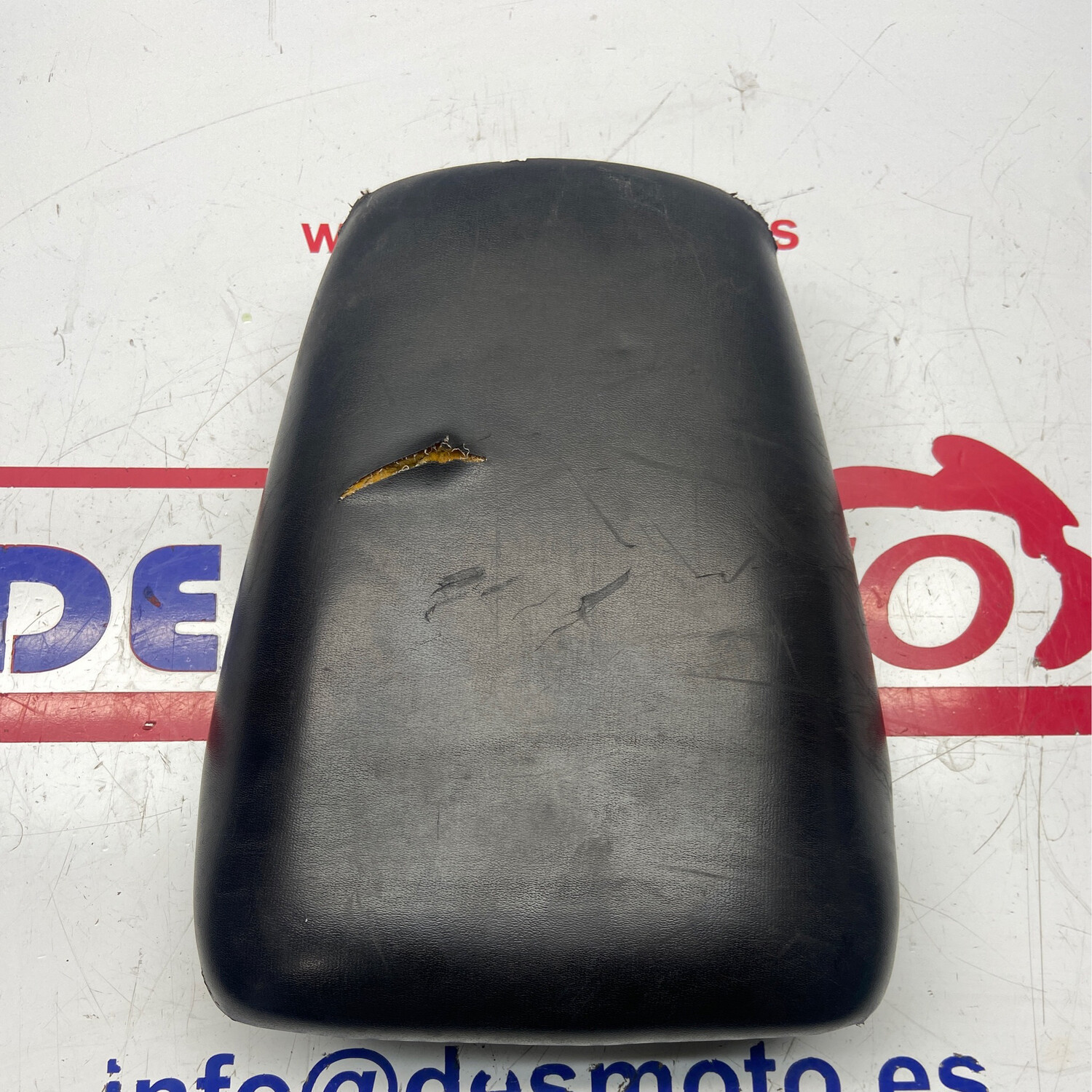 Asiento trasero (para tapizar) HONDA CBR 125R 2005