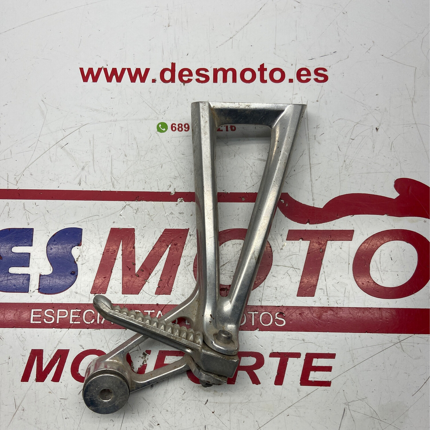Estribera trasera derecha YAMAHA R6 2003-2005