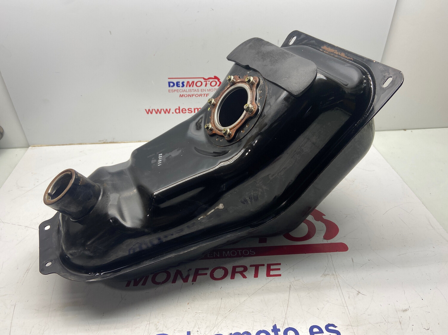 Deposito gasolina KYMCO SUPERDINK 125 2009-2015
