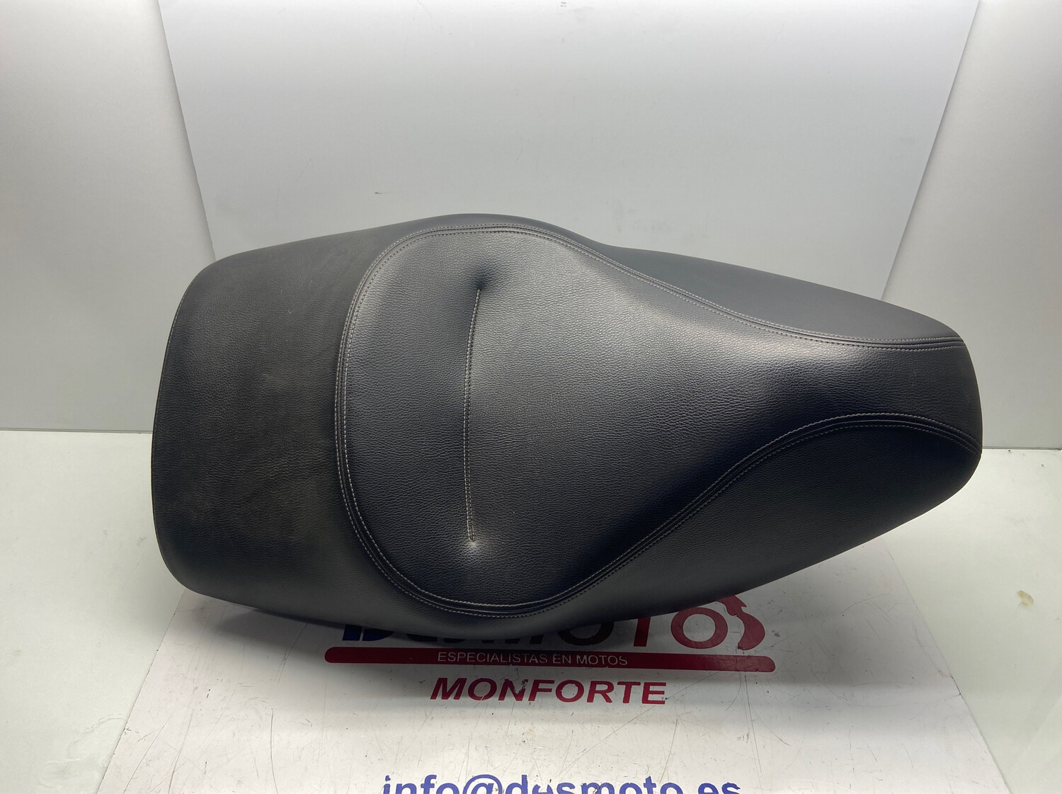 Asiento PIAGGIO X8