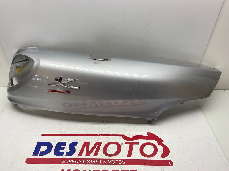 Lateral trasero derecho PIAGGIO X9
