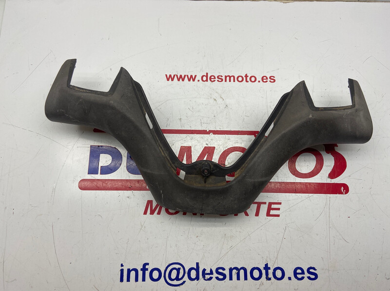 Tapa manillar delantera PIAGGIO X9