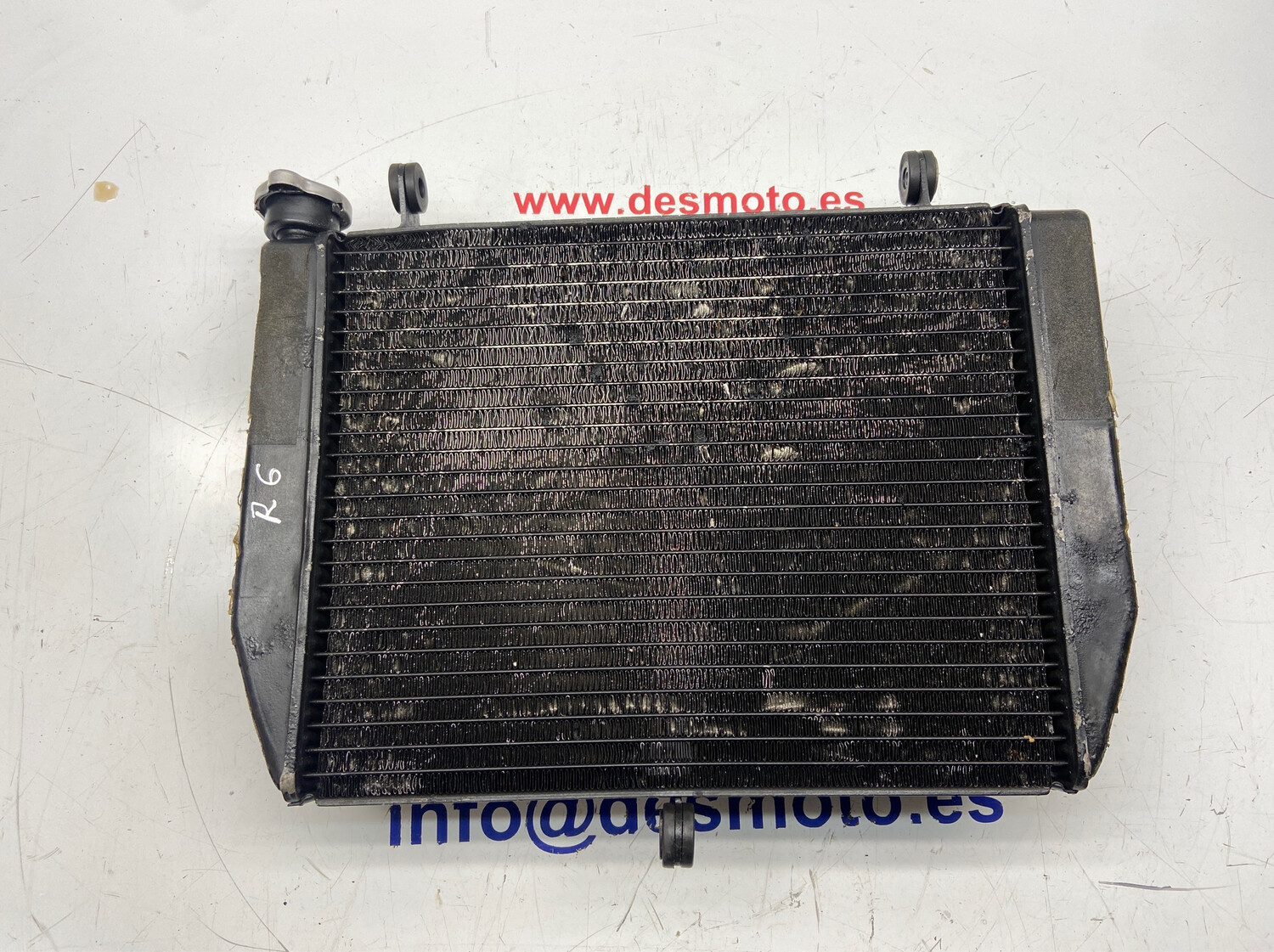 Radiador YAMAHA R6 1999-2002 CARBURACION