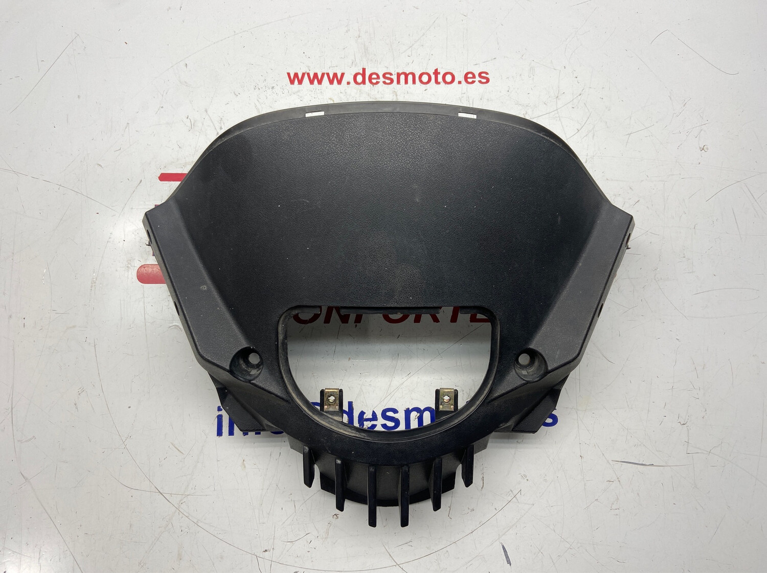 Tapa bajo cupula KYMCO SUPERDINK 125 2009-2015