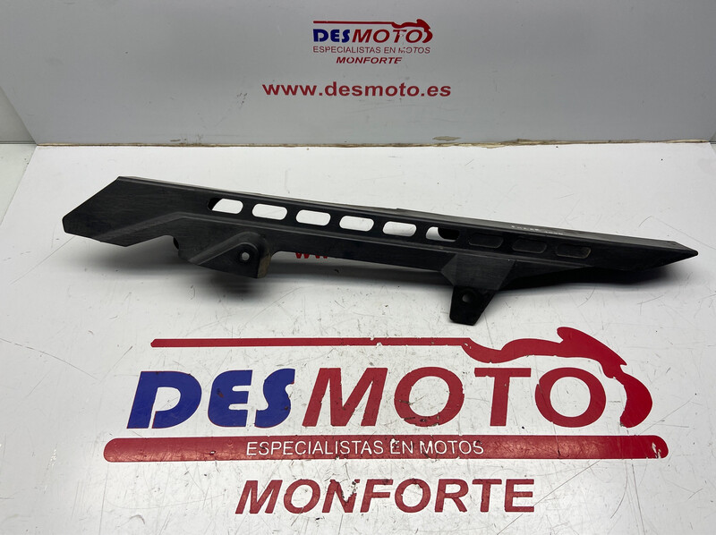 Cubrecadenas YAMAHA FAZER 1000 2001-2005