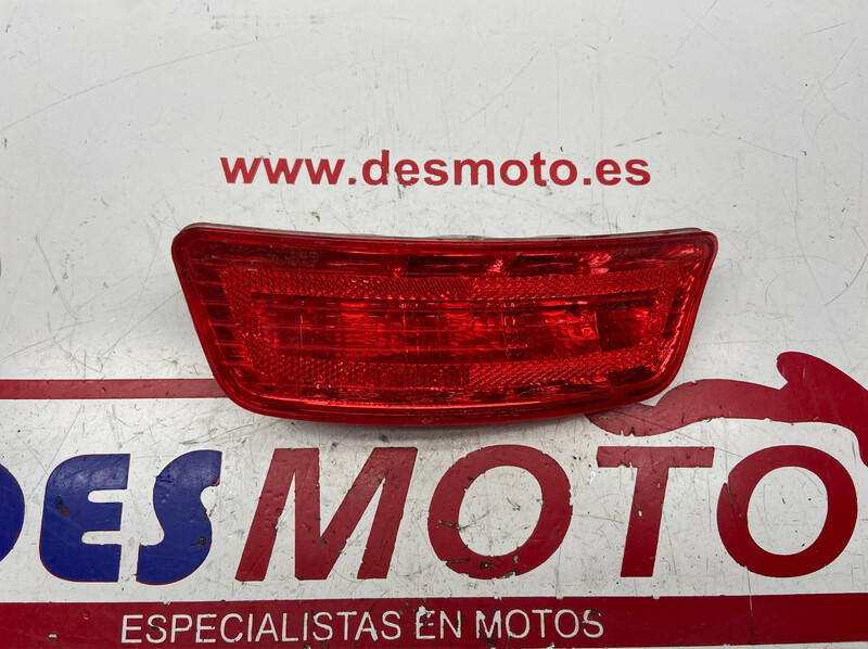 Piloto trasero PIAGGIO X9