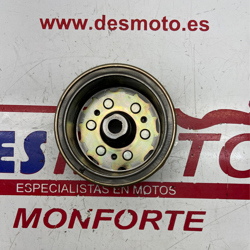 Plato magnético HYOSUNG AQUILA 125