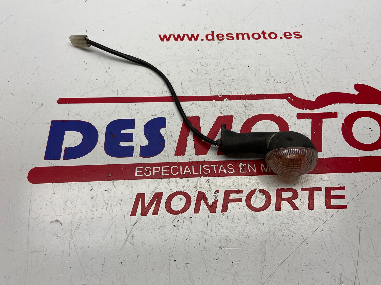 Intermitente delantero izquierdo PEUGEOT LUDIX 50