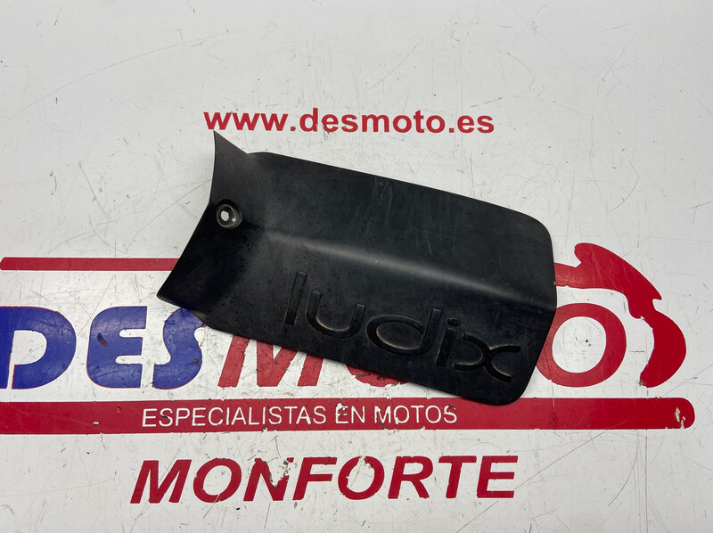 Tapa batería 2 PEUGEOT LUDIX 50