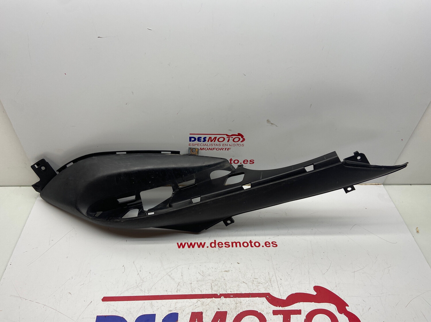 Piso derecho YAMAHA NEOS 50 2008