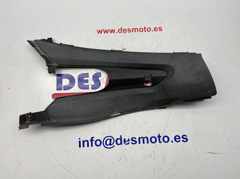 Lateral derecho GILERA RUNNER 50 2006