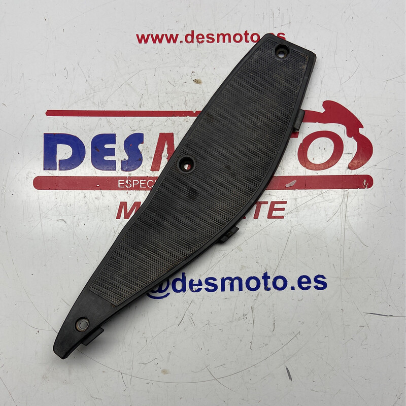 Piso izquierdo GILERA RUNNER 50 2006