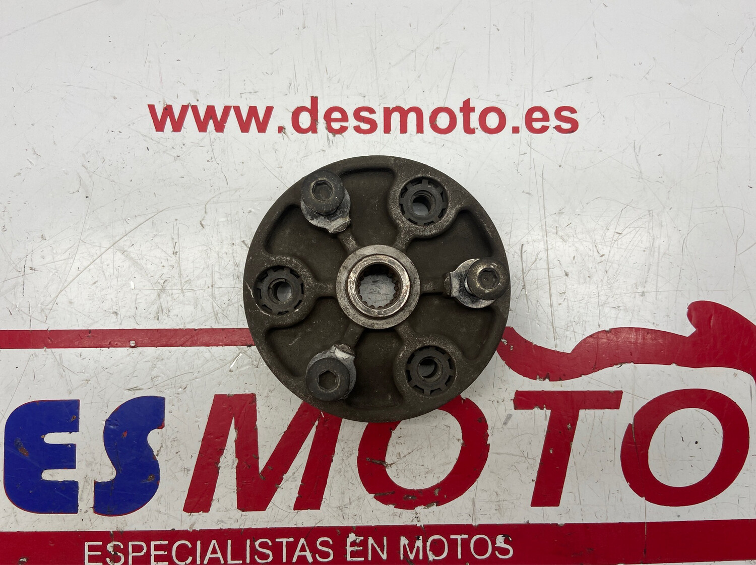 Soporte disco trasero YAMAHA AEROX 50