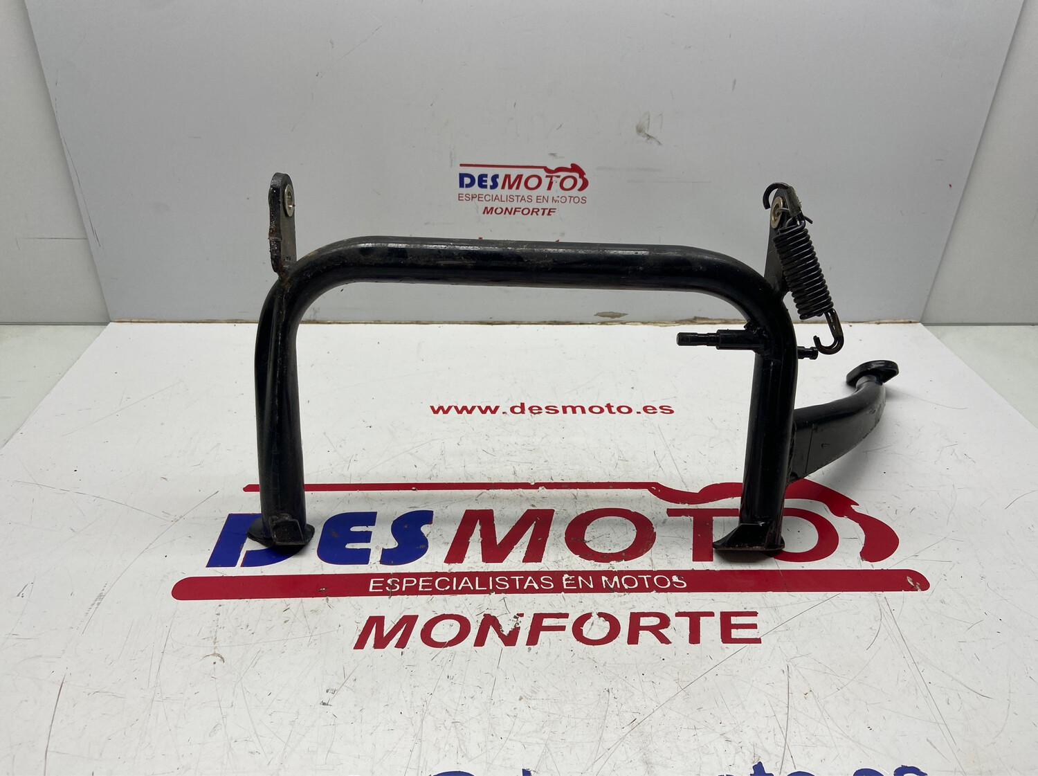 Caballete central KYMCO SUPERDINK 300i ABS 2009-2012