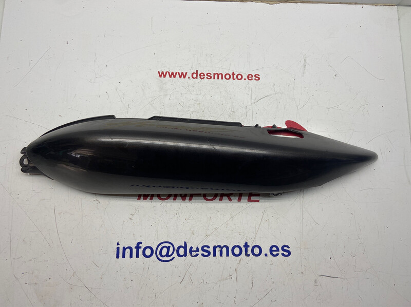 Lateral trasero izquierdo HONDA HORNET 250 1995-1996