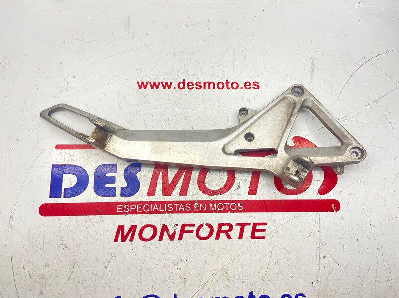 Estribera derecha HONDA HORNET 250 1995-1996