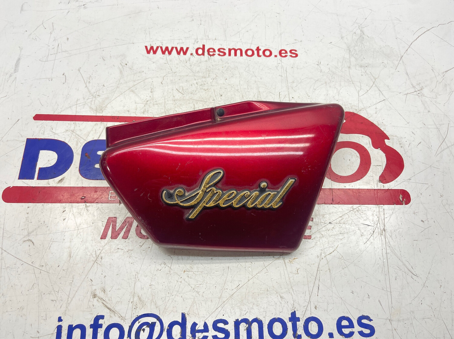 Tapa derecha 2 YAMAHA SR SPECIAL 250