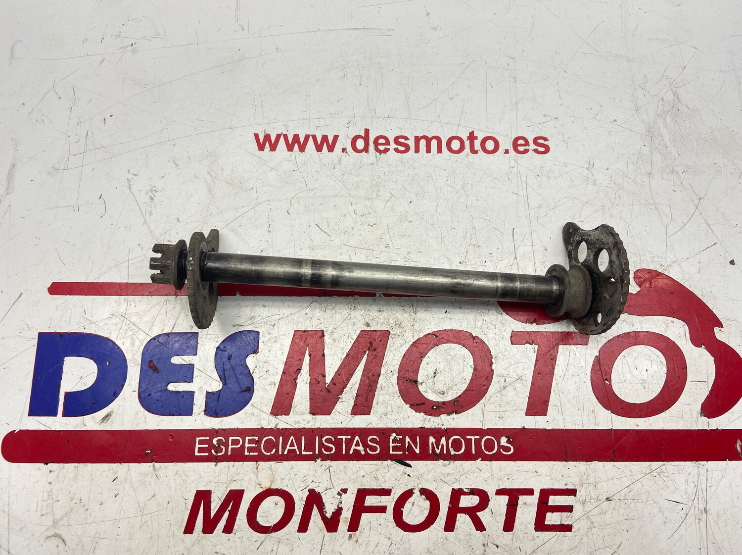 Eje trasero YAMAHA SR 250
