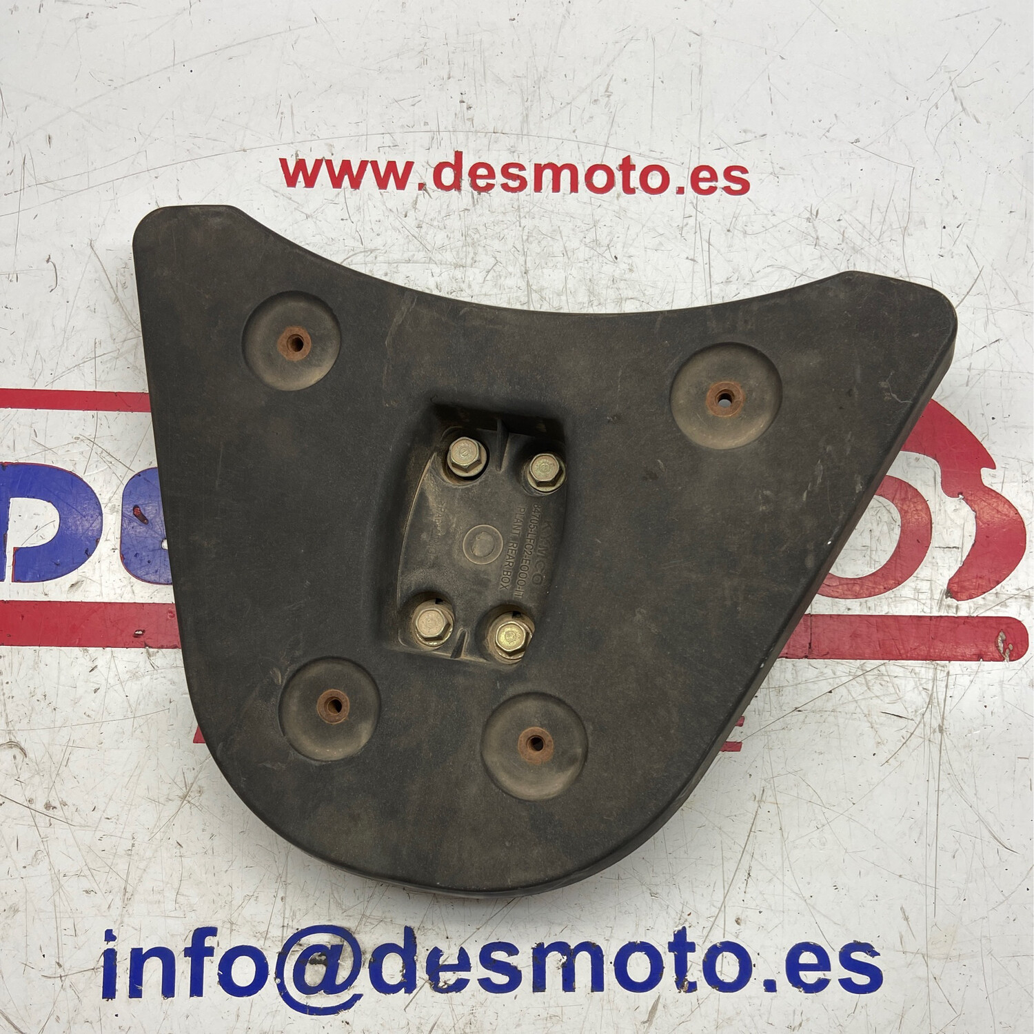 Soporte maleta central KYMCO AGILITY CITY 125 CARBURACIÓN