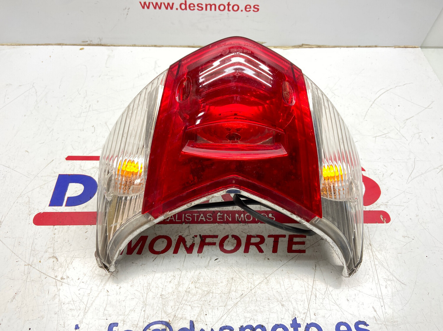 Piloto trasero HONDA DYLAN 125 2002-2006