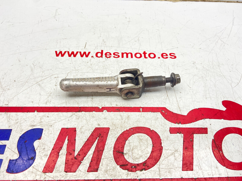 Posapie delantero izquierdo RIEJU RS2 MATRIX
