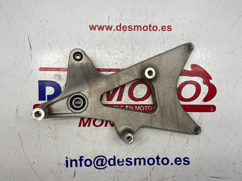 Soporte tubo de escape HONDA PCX 125 2016