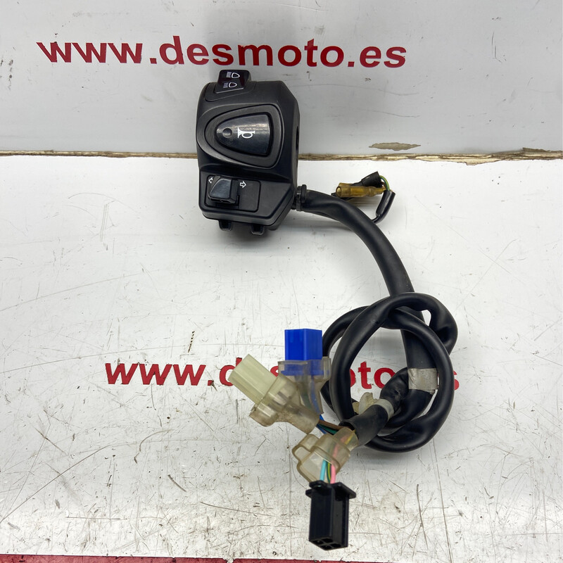 Llave luces e intermitencia HONDA PCX 125 2016