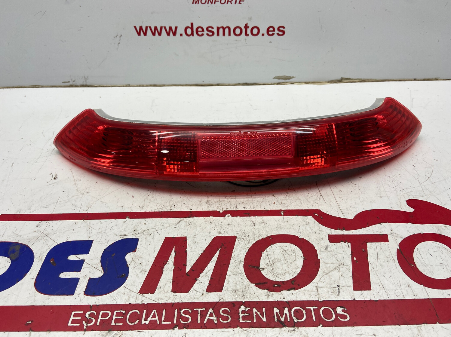 Piloto trasero PIAGGIO X8