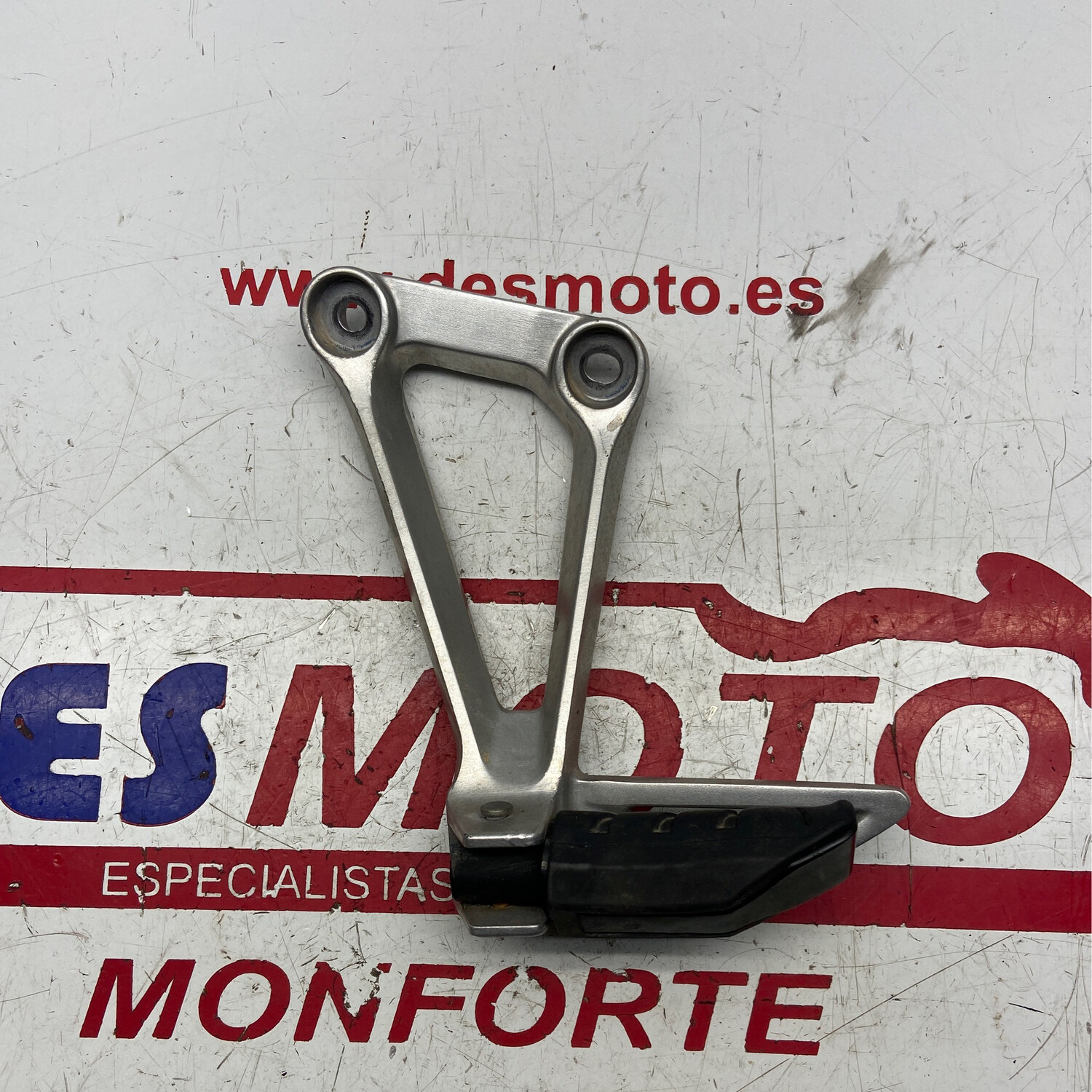 Soporte estribera trasera izquierda HONDA CB500X 2014