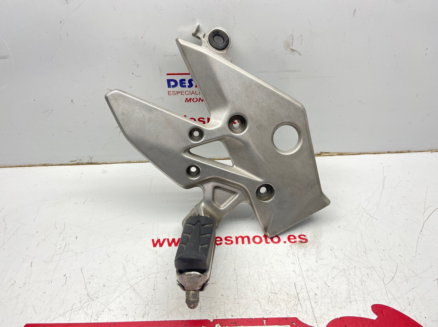 Soporte estribera delantera derecha HONDA CB500X 2014